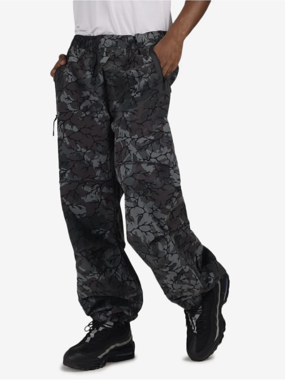 Nike Tech Dri-Fit Black Camo Loose Fit Woven Pants (IF0911-010) Men’s Size 2XL